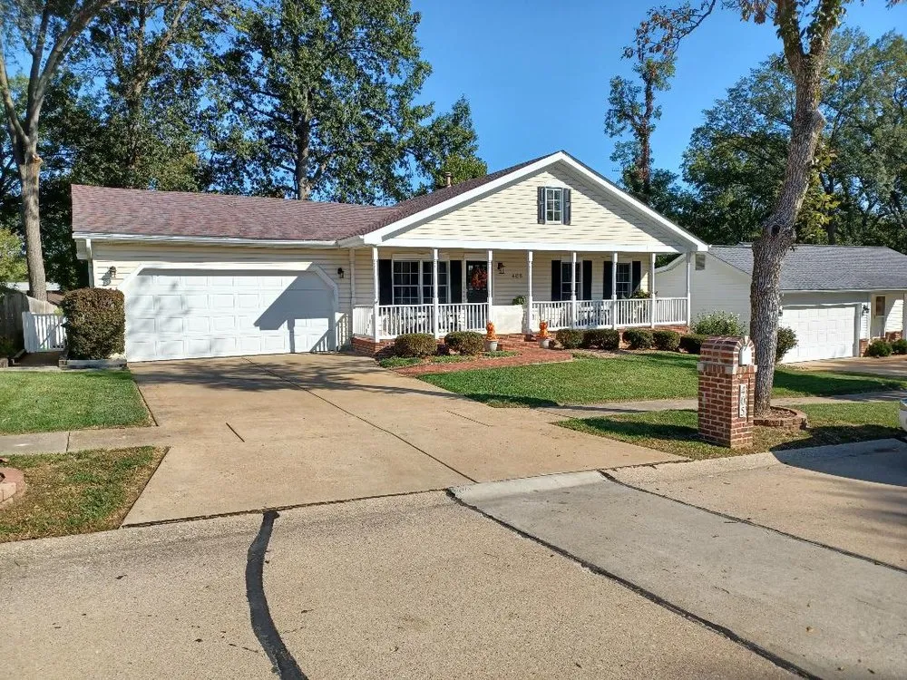 Expert landscaping services experts serving Labadie, MO - Ez Mow