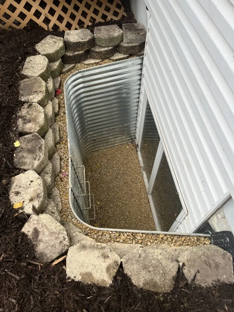 Affordable yard cleanup service for homes across Las Vegas, NV - EZ Outdoor Services