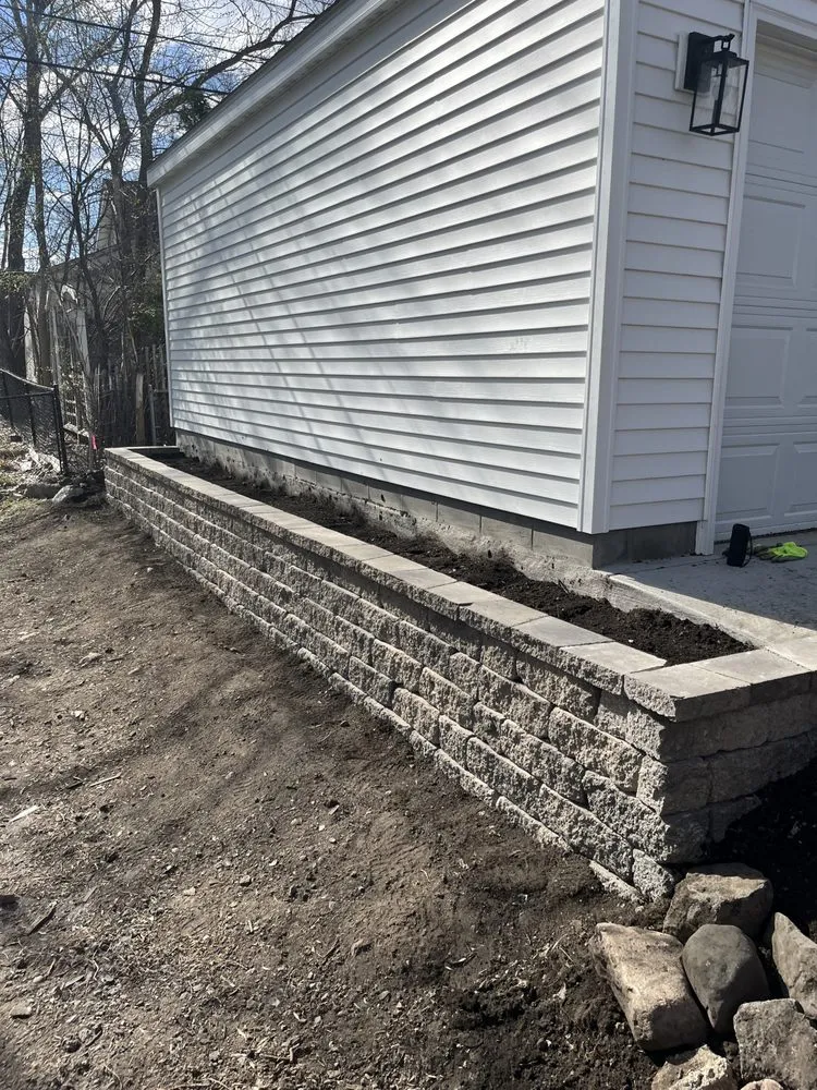 Reliable residential landscaping in Minneapolis, MN - EZ Outdoor Services