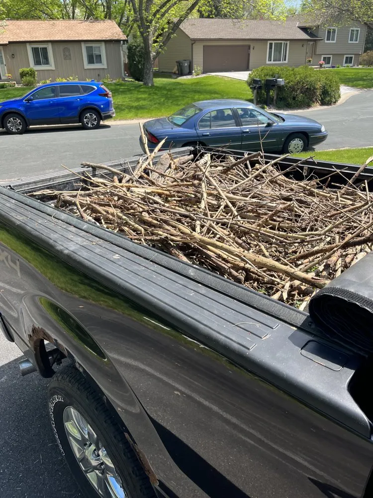 Trusted yard cleanup service for beautiful yards across Minneapolis, MN - EZ Outdoor Services