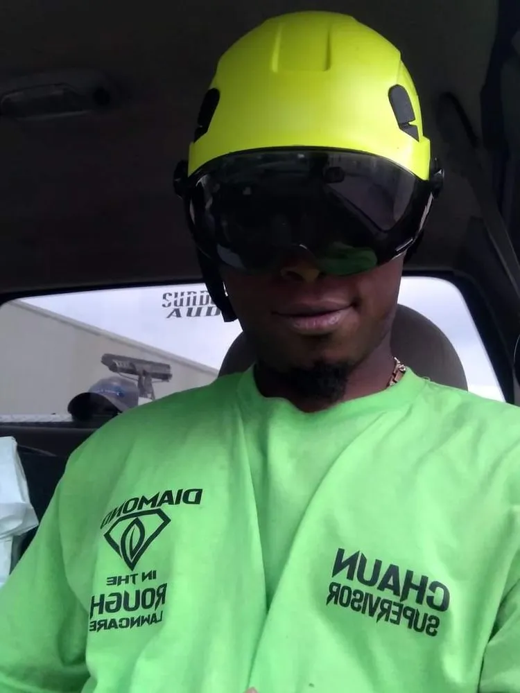 Professional landscaping services in Owensboro, KY by Ez Peezy's