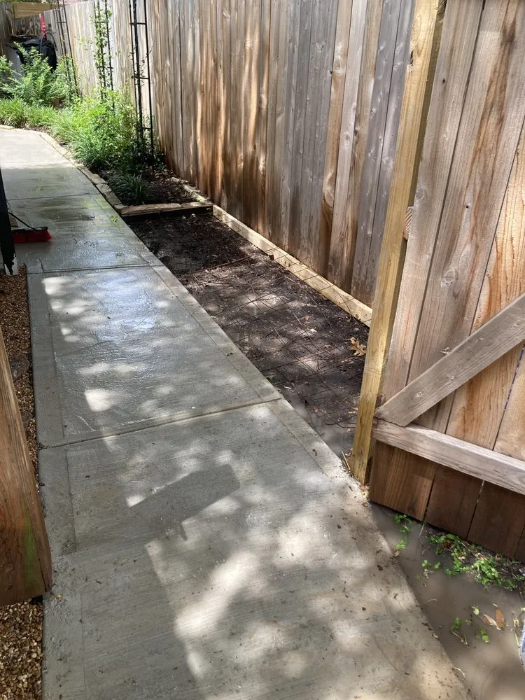 Professional garden landscaping near you in Austin, TX by Eze quality Scapes