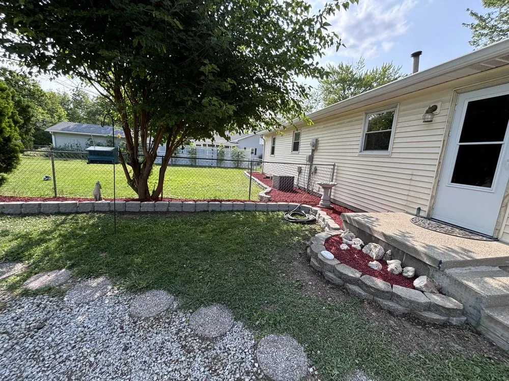 Custom landscaping services experts serving Indianapolis, IN - Ezekiel Lawn Care Service