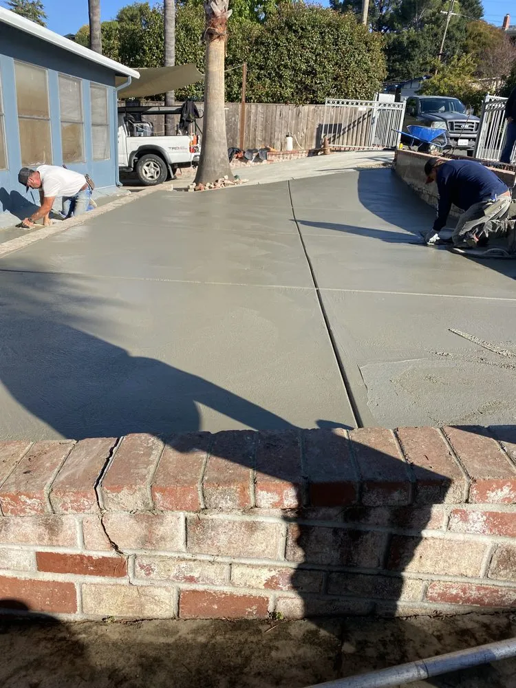 Expert yard cleanup service in Vallejo, CA by Ezequiel's Landscaping