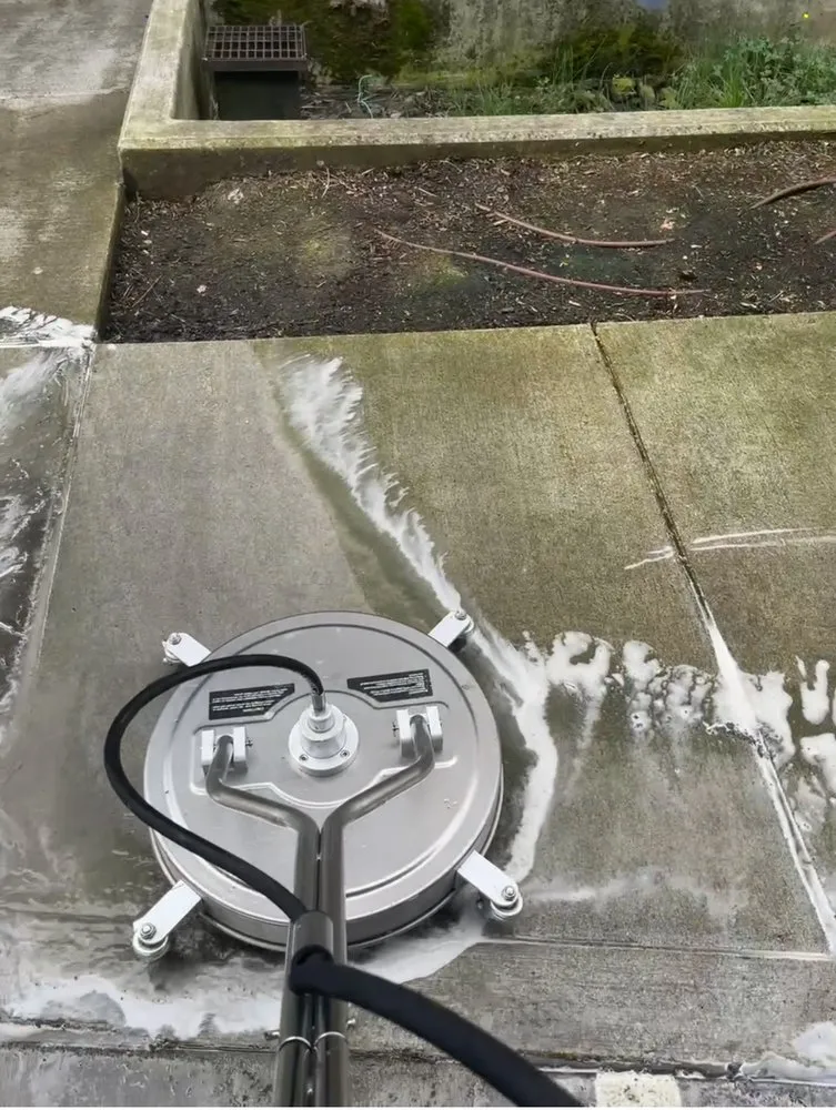 Local yard cleanup service for outdoor upgrades in Hillsboro, OR by Ezer Services