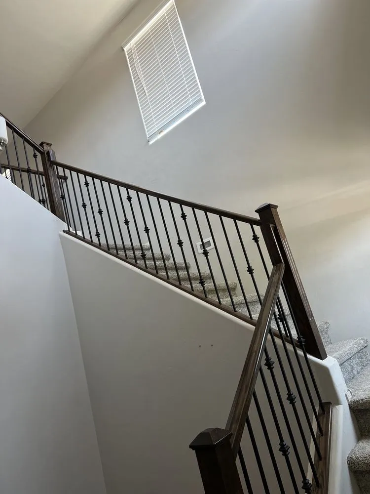 Trusted lawn mowing service for homes in Tucson, AZ by EZKonstruction