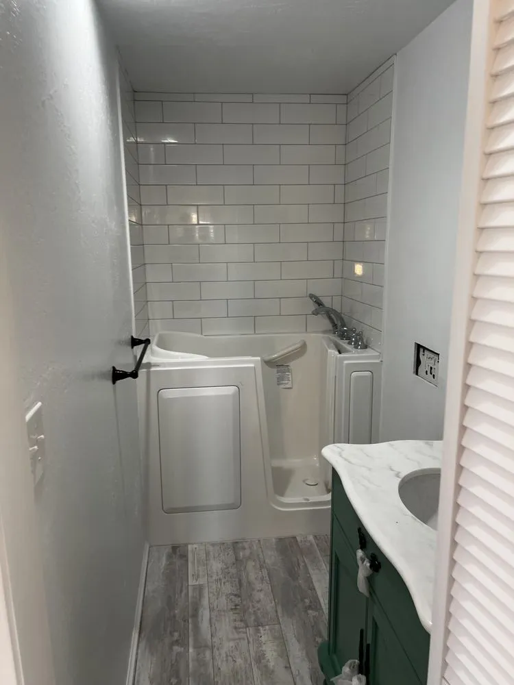 Custom yard maintenance for homes across Tucson, AZ - EZKonstruction