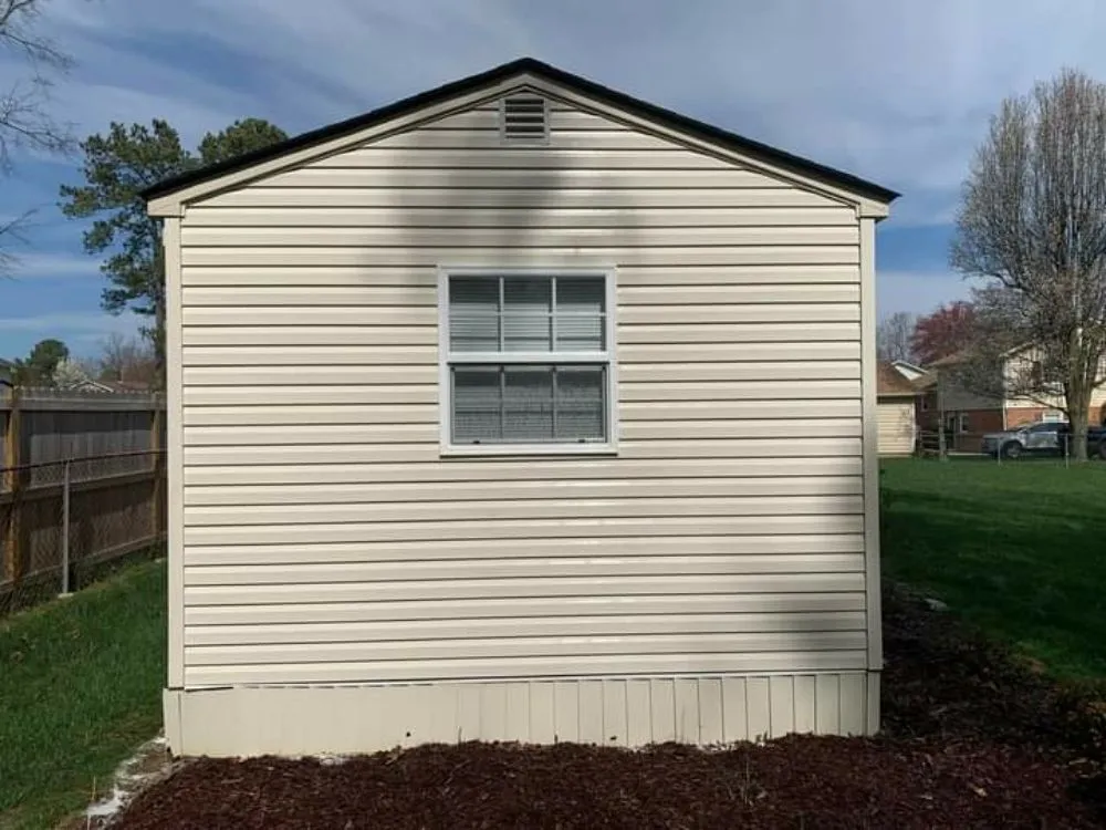 Top-rated yard cleanup service in York, SC - Ezra's Home & Lawn Service's