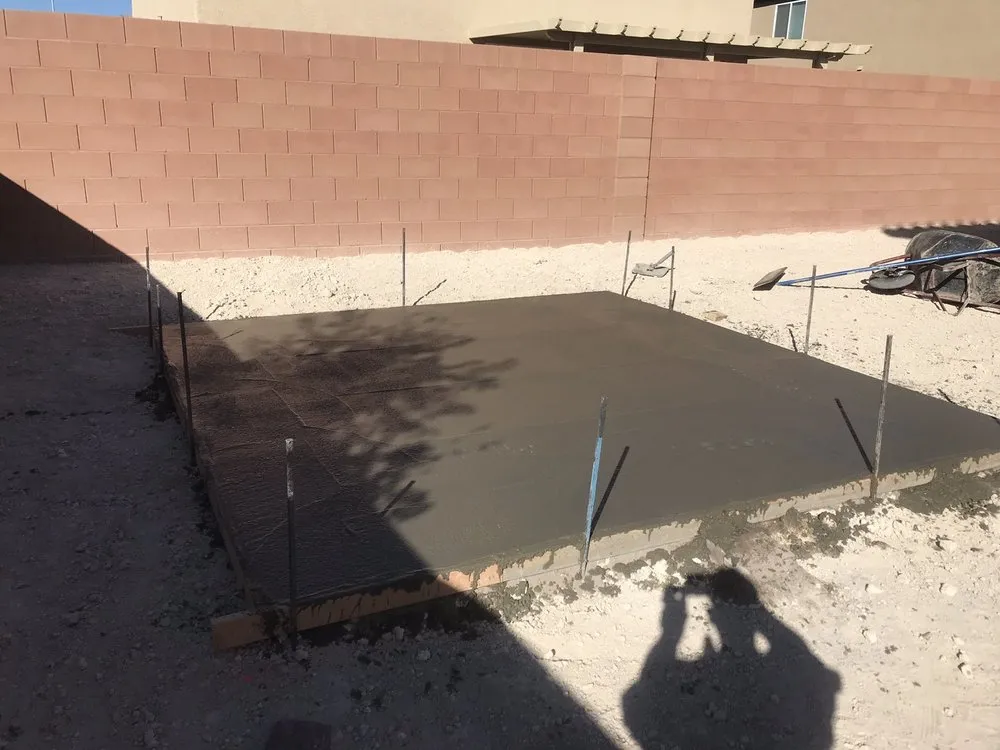 Professional garden landscaping in Las Vegas, NV by F & A Landsacping