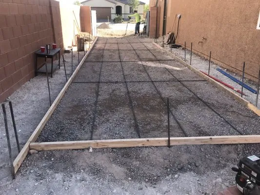 F & A Landsacping Logo