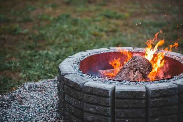 F & B Outdoor Solutions Logo