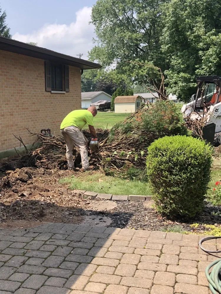 Top-rated landscape installation in Beavercreek, OH by F & F Tree Service