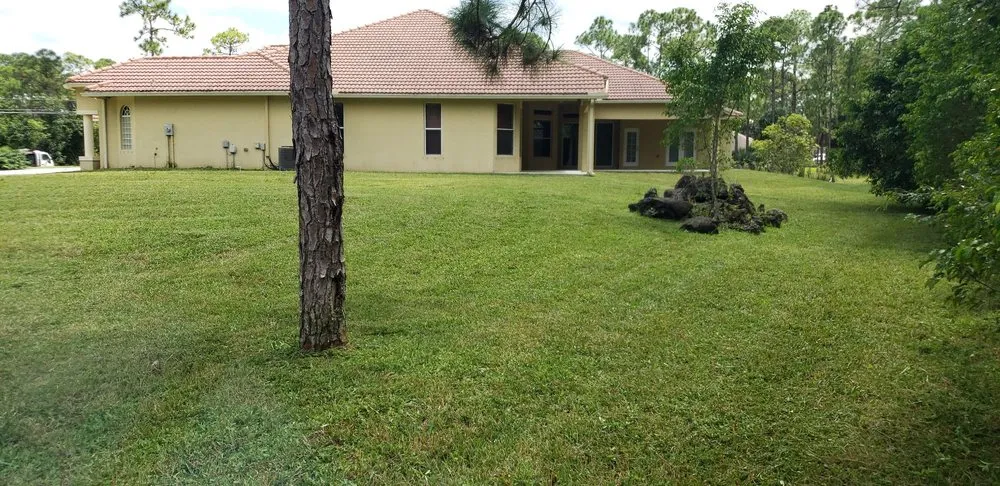 Local garden landscaping in Palm Beach, FL - F & G Landscape Professionals