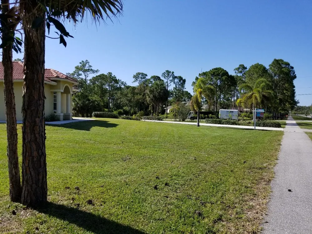 Trusted lawn mowing service in Palm Beach, FL by F & G Landscape Professionals