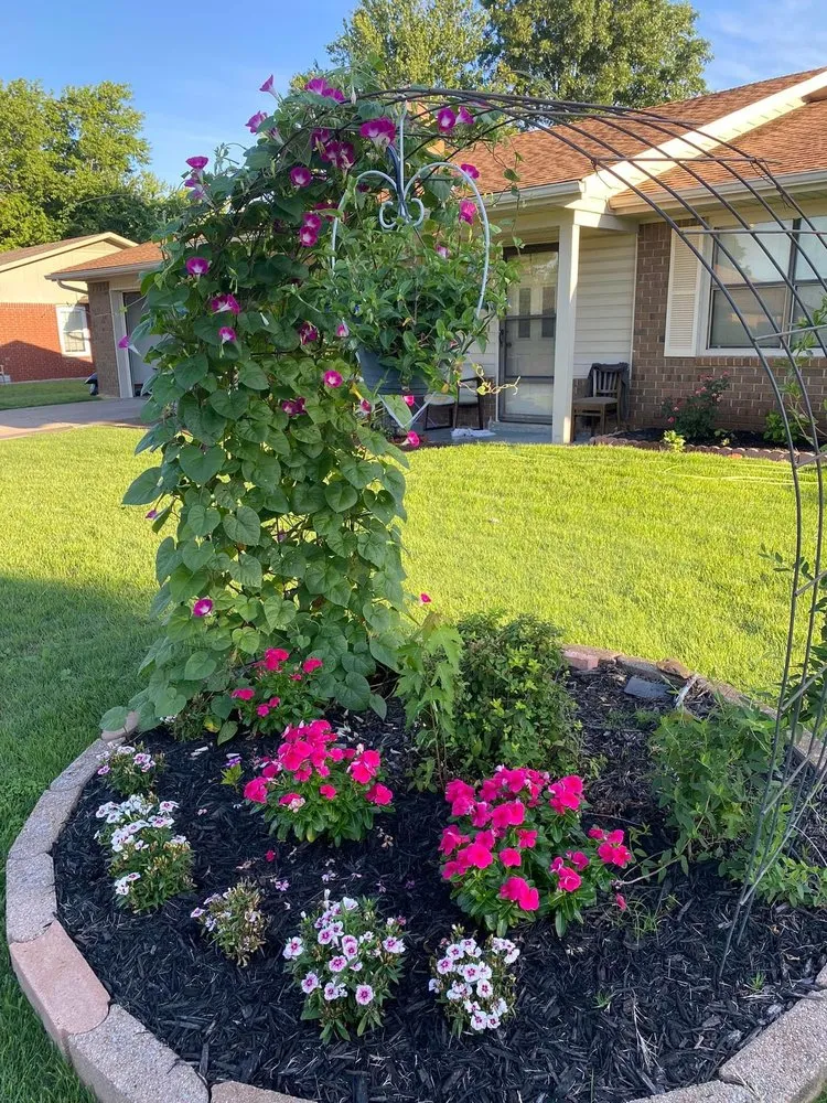 Expert residential landscaping for year-round maintenance in Rogers, AR by F & G Landscaping