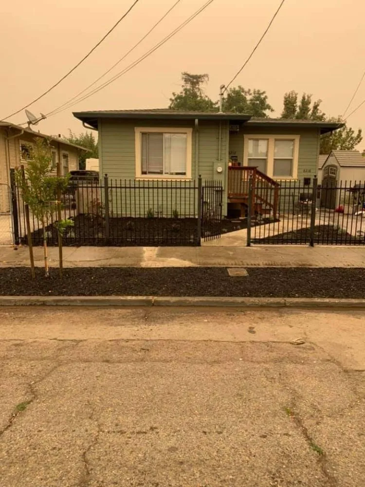 Top-rated yard maintenance experts serving Modesto, CA - F & M Landscaping