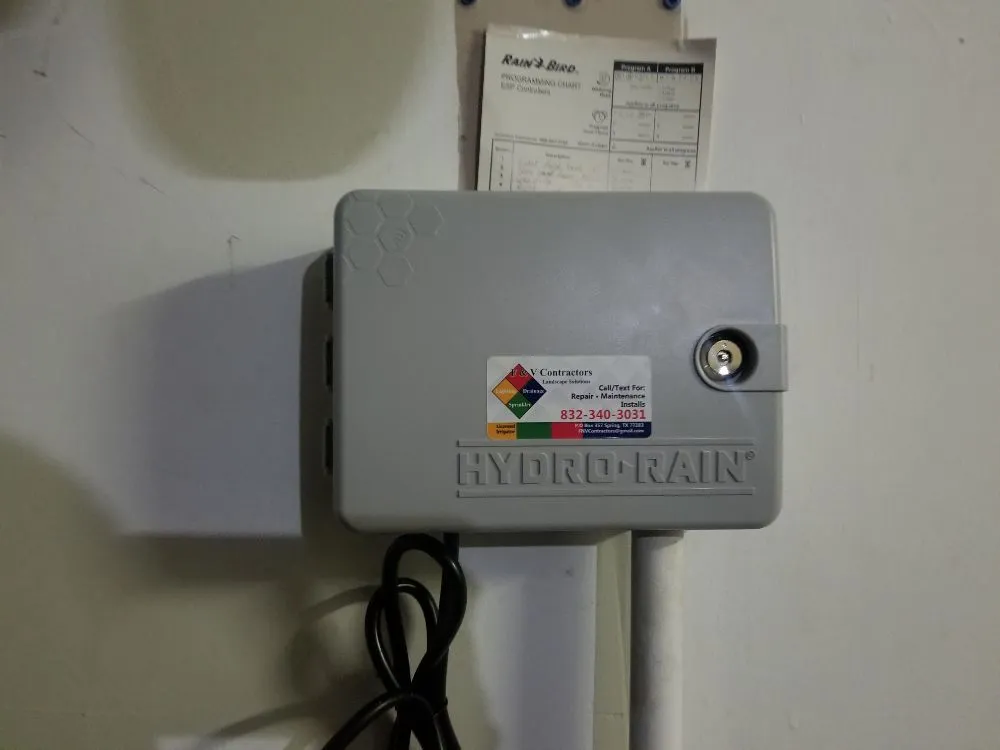 Affordable yard cleanup service in Spring, TX - F & V Contractors