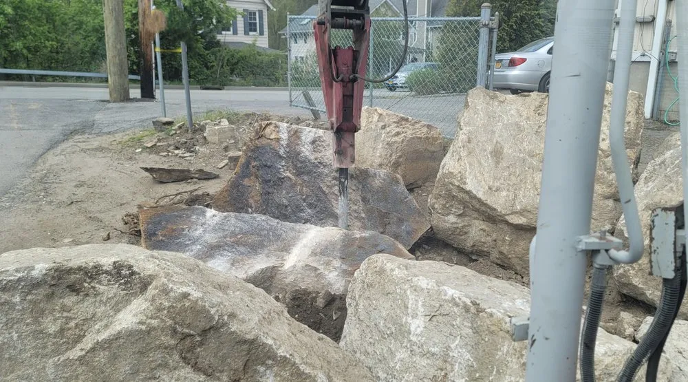 Expert lawn mowing service in Bedford Hills, NY - F Castelli Landscape Contractors