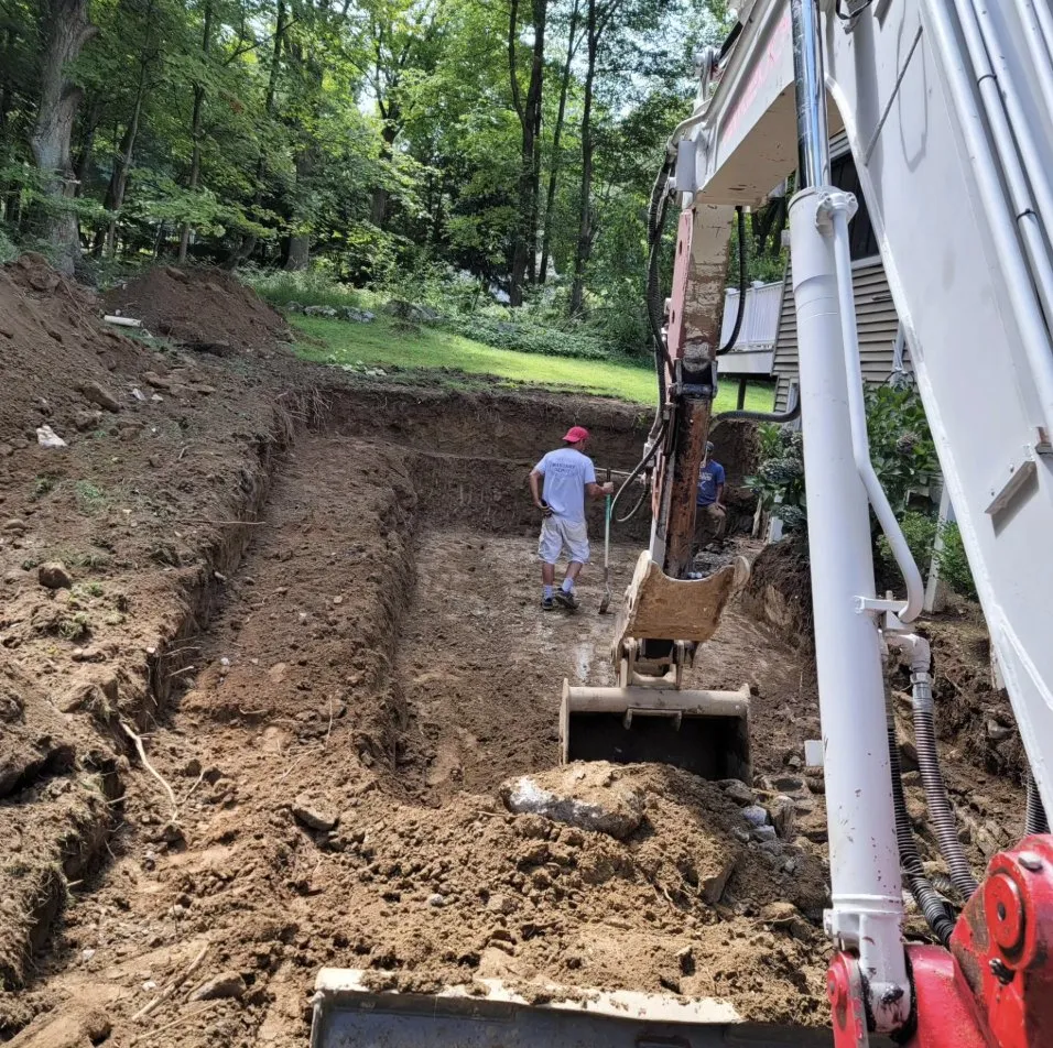 Expert lawn care service experts serving Bedford Hills, NY - F Castelli Landscape Contractors