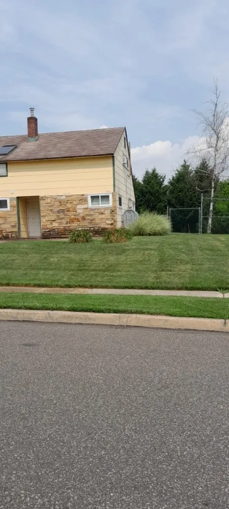 Custom garden landscaping with custom design in Andalusia, PA by F Duran Services