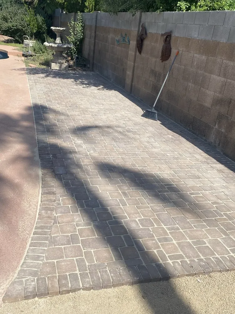 Trusted yard maintenance for residential properties in Phoenix, AZ by F Durans Landscaping