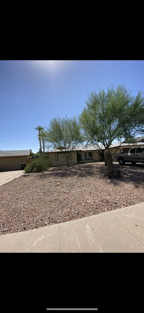 Professional garden landscaping experts serving Phoenix, AZ - F Durans Landscaping