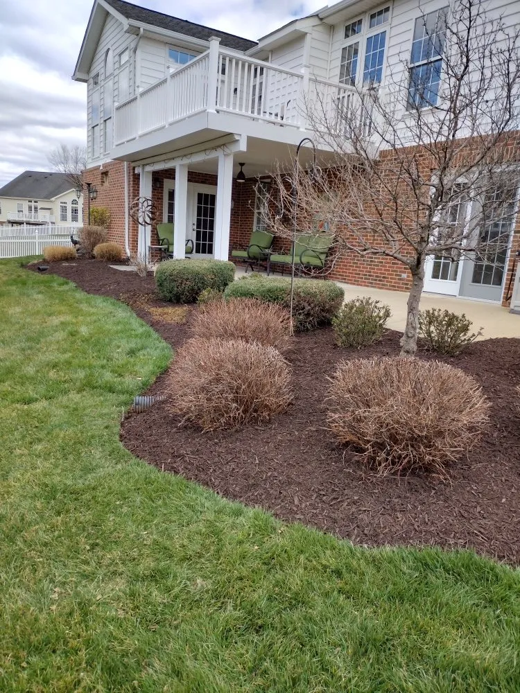 Reliable lawn mowing service experts serving marshall, VA - F Espinosa Landscaping & Lawn Service