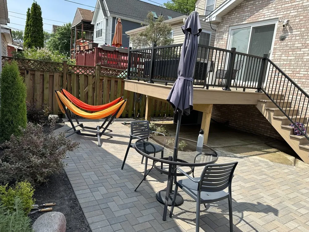 Expert lawn care service in Chicago, IL - F Gomez Landscaping