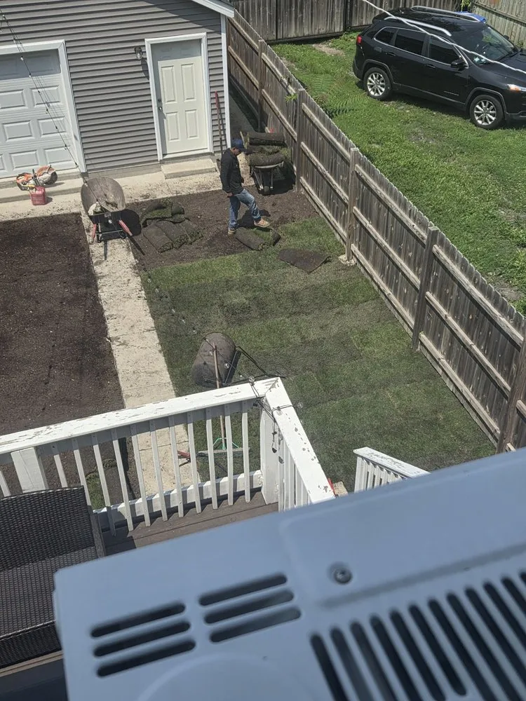 Custom outdoor landscaping experts serving Chicago, IL - F Gomez Landscaping