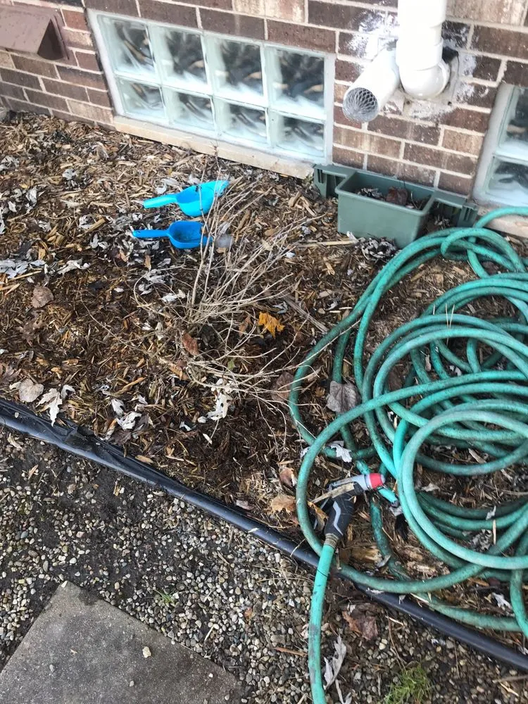 Reliable lawn care service in Farmington Hills, MI - F J LaFontaine & Sons Landscaping