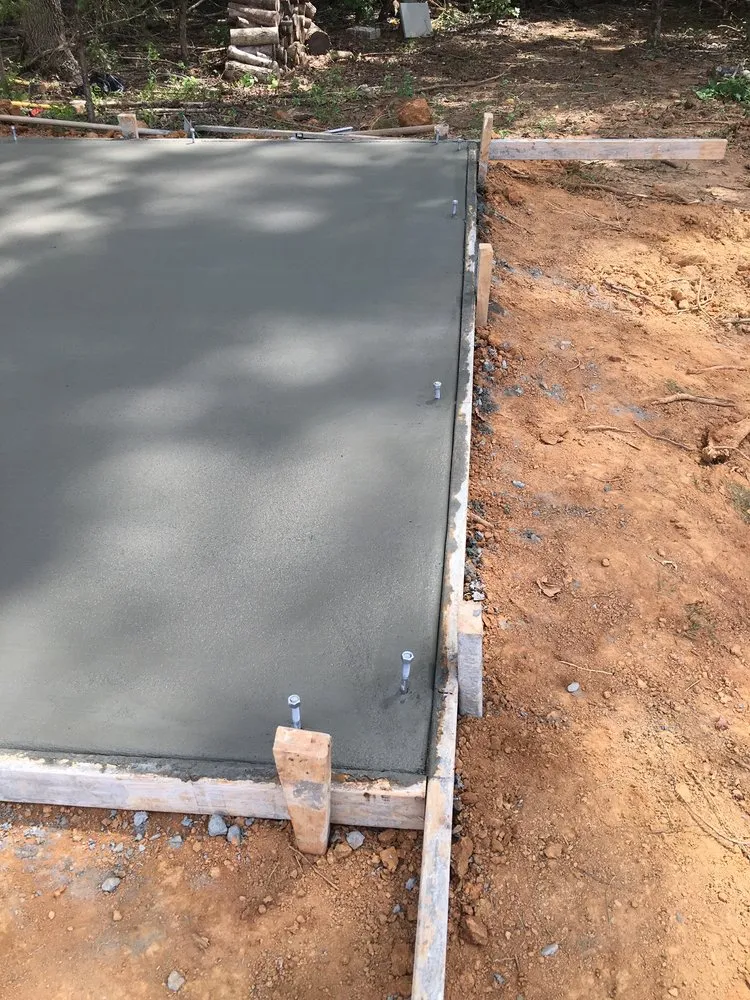 Custom yard cleanup service for homes across Rock Hill, SC - F-Perez Landscaping