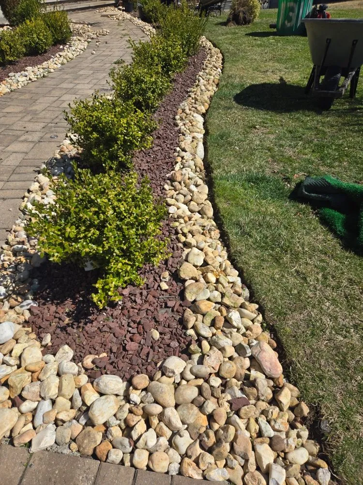 Reliable garden landscaping in New Brunswick, NJ by F Quiroz Landscaping