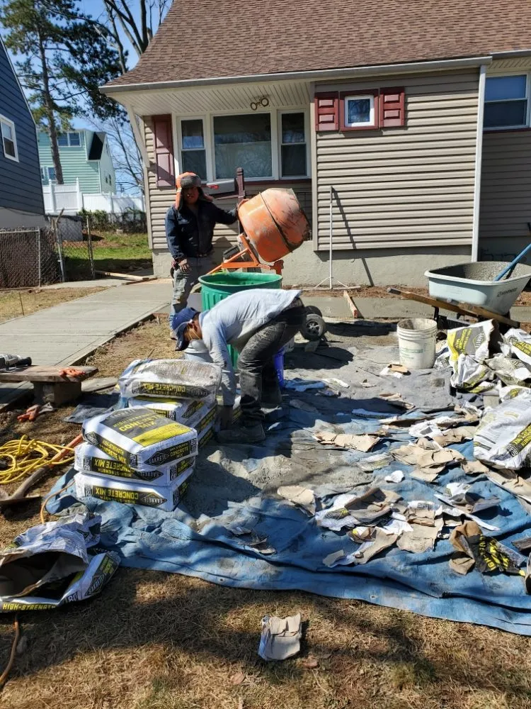 Affordable yard cleanup service in New Brunswick, NJ by F Quiroz Landscaping