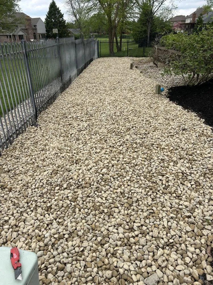 Professional residential landscaping in Indianapolis city (balance), IN by F Torres Landscaping