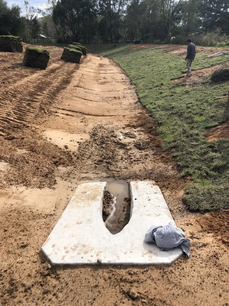 Local outdoor landscaping experts serving Haines City, FL - F&A Espinosa services