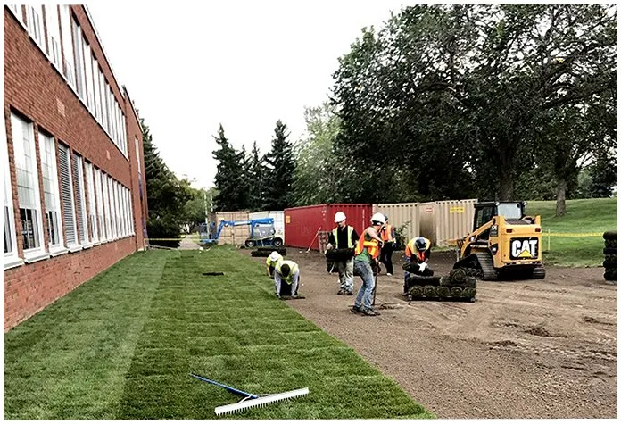 Reliable yard maintenance in Cleveland, TX by Fa General Solutions