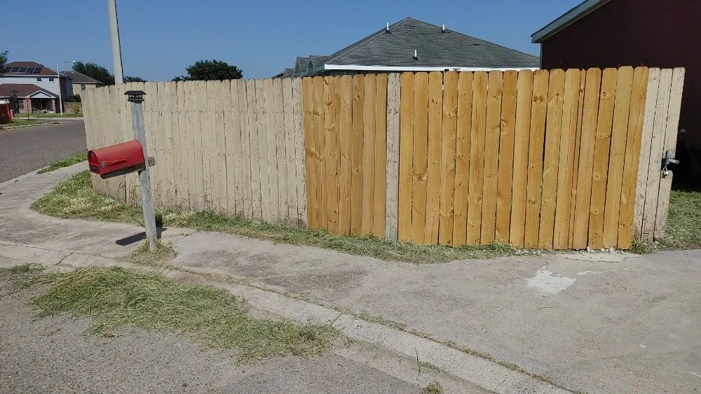 Professional lawn mowing service experts serving Mission, TX - Fabian's Lawn Care And Home Repairs