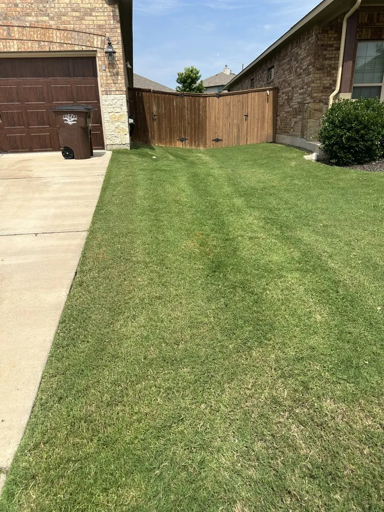 Custom outdoor landscaping in Pflugerville, TX by Fabians Lawn Service