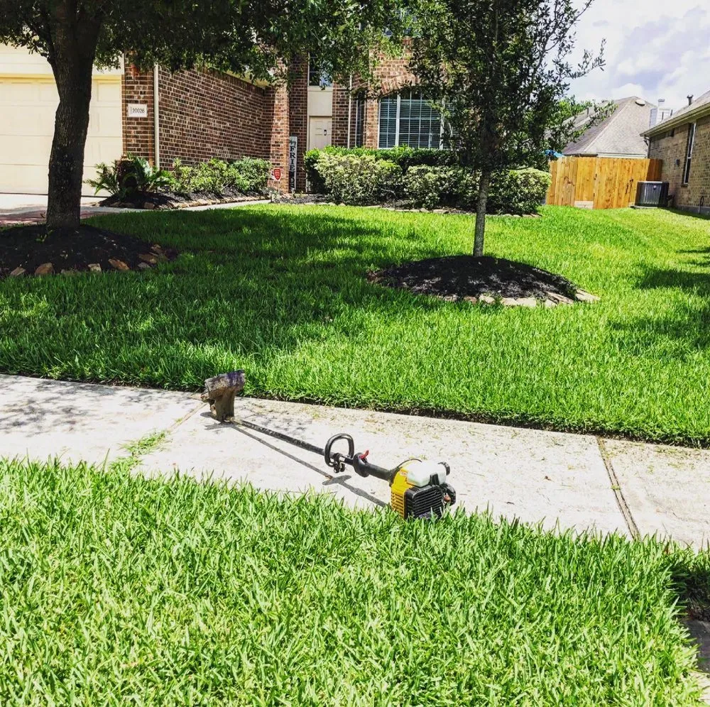 Reliable residential landscaping with custom design in Houston, TX by Fair and Square Lawn Care