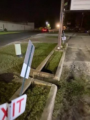 Affordable yard cleanup service for beautiful yards across DeRidder, LA - Fair Lawn Service