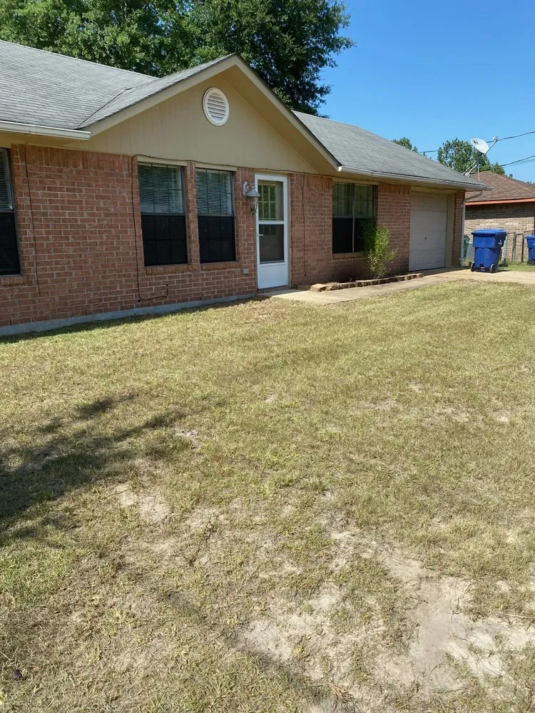 Professional lawn mowing service in DeRidder, LA - Fair Lawn Service