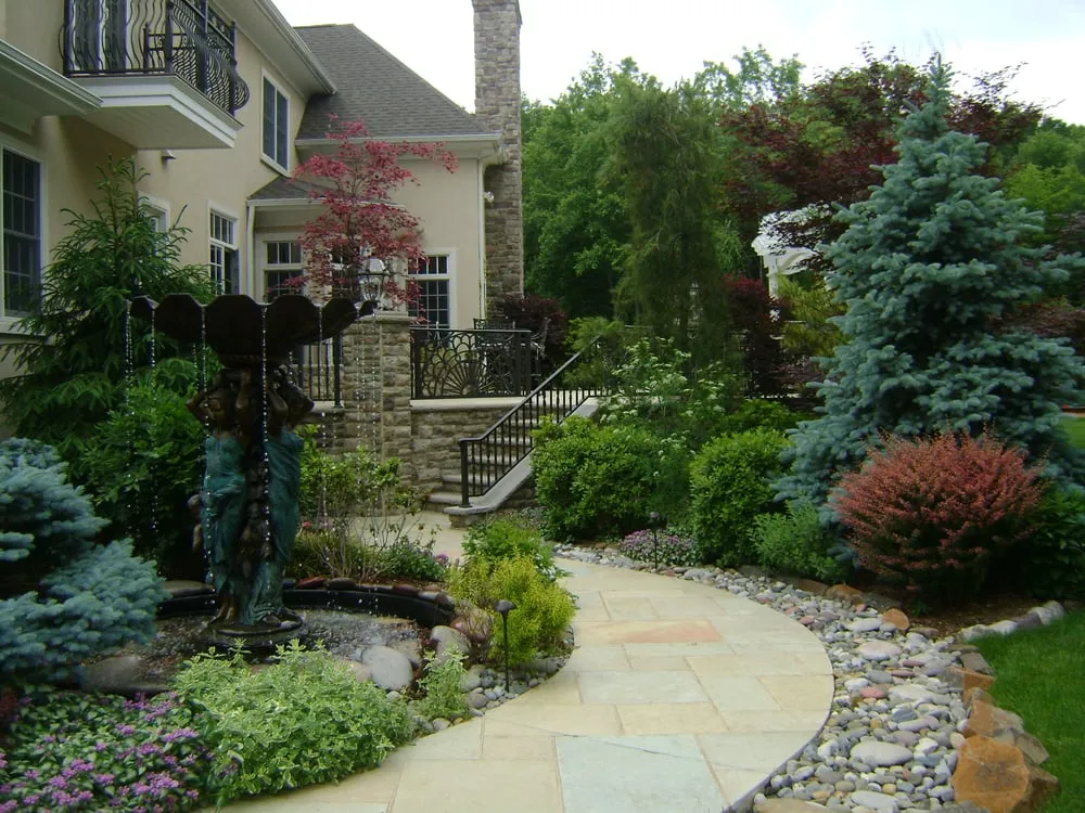 Top-rated lawn care service in Fairfield, CT - Fairfield County Groundskeeping