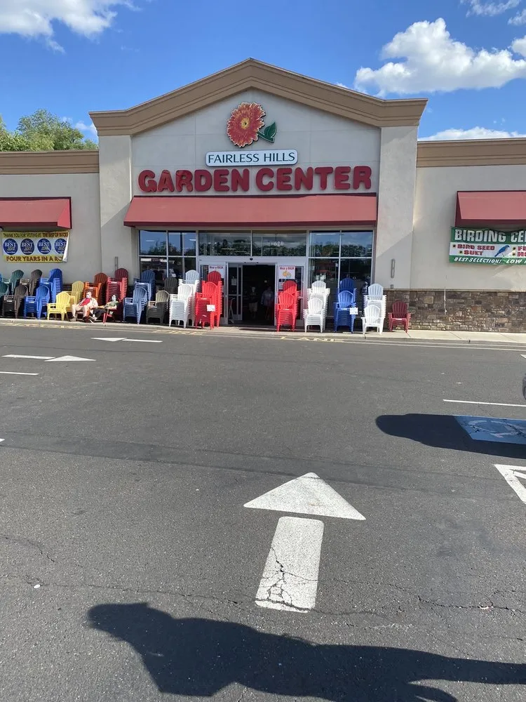 Custom landscaping services experts serving Fairless Hills, PA - Fairless Hills Garden Center