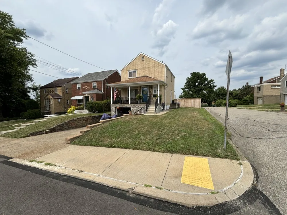 Local garden landscaping in Pittsburgh, PA - Fairway Landscape