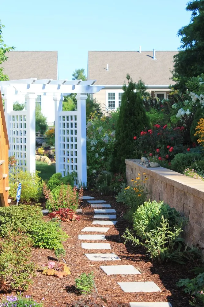 Expert garden landscaping experts serving South Easton, MA - Fairway Lawn Care & Landscape