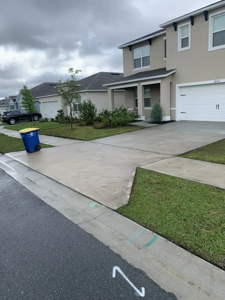 Trusted lawn care service for beautiful yards in Lake Wales, FL by Faith N Grace Best Lawn Service