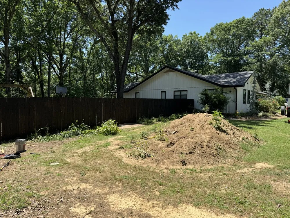 Top-rated yard cleanup service experts serving Batesville, AR - Faithful Fencing