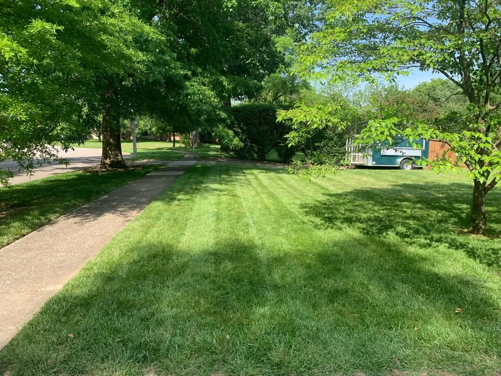 Expert residential landscaping in Lexington, KY - Faithful Foliage