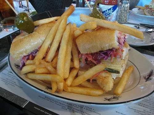 Top-rated yard maintenance for year-round maintenance in Saginaw, TX by Faithful Lawn Care