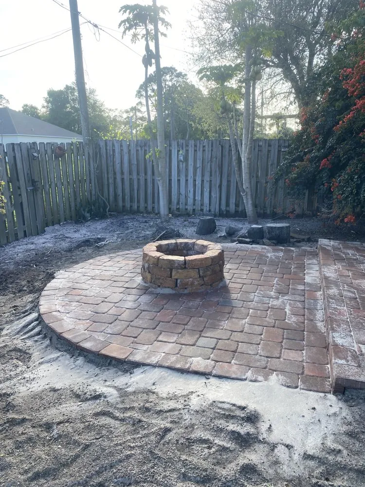 Affordable landscaping services in Palm Bay, FL - Faithful Lawn Service